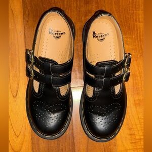 Dr. Martens Black Smooth Learher Mary Jane 8065 Shoes